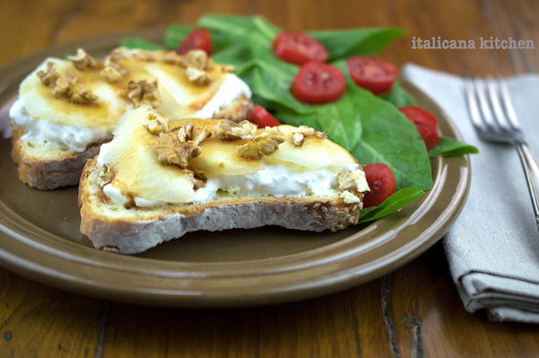 Pear-Walnut-And-Burrata-Bruschetta-With-Organic-Apple-Saba