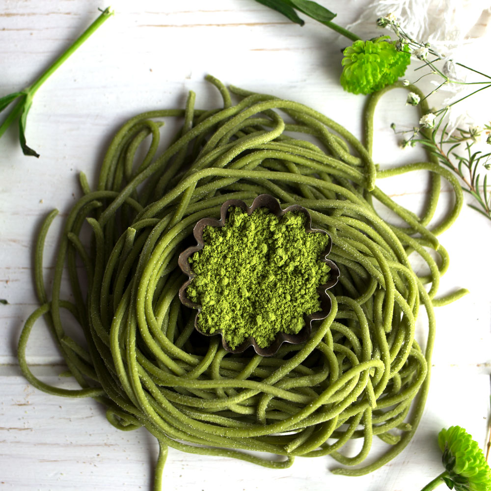 Homemade Matcha Pasta with Spinach, Lemons and Zucchini