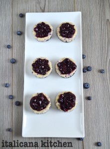 Blueberry-And-Oreo-Mini-Cheesecakes-6