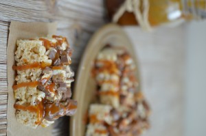 Delicious-Salted-Caramel-Twix-Rice-Krispy-Treat