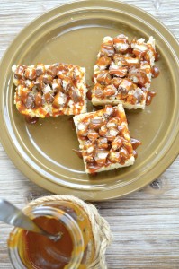 Mouthwatering-Salted-Caramel-Twix-Rice-Krispy-Treats