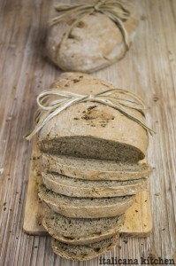 Easy-Homemade-7-Grain-Bread-