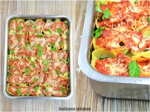Spinach-and-Ricotta-Lumaconi-with-Roasted-Red-Pepper-Sauce