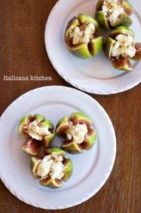Stuffed-Figs-with-Balsamic-Vinegar