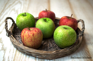 Apple Pie without Refined Flour and Sugar