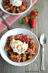 Strawberry-Crisp-with-Whipped-Vanilla-Ricotta