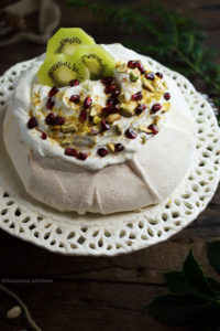 pavlova pomegranate and pistchios