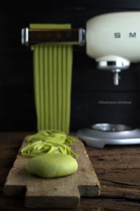 spinach pasta kale pesto